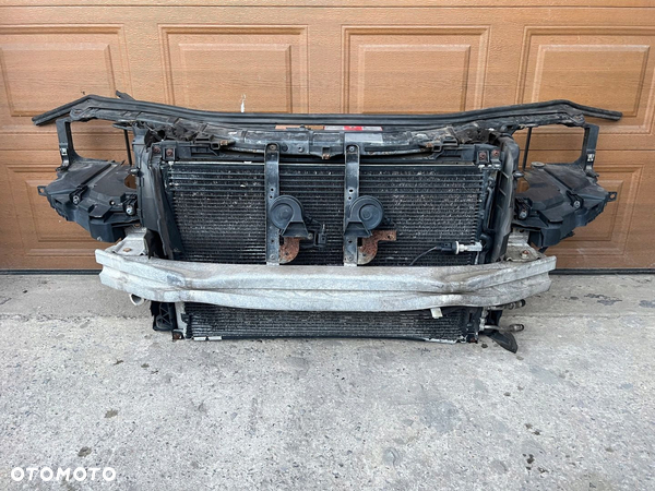 PAS PRZEDNI CHŁODNICE AUDI A8 D3 3.0 TDI 03-10 4E0805594C KOMPLETNY