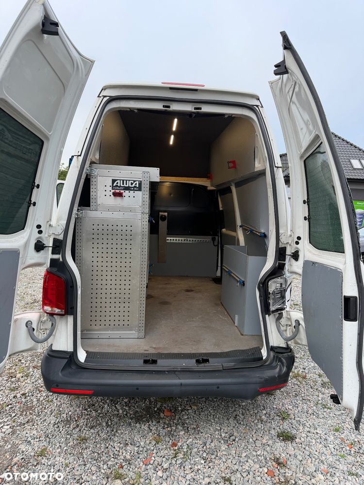 Volkswagen Transporter - 5