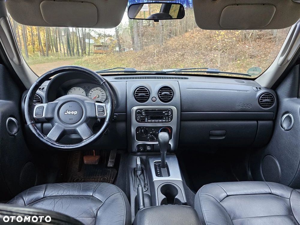 Jeep Cherokee 3.7L Limited - 13