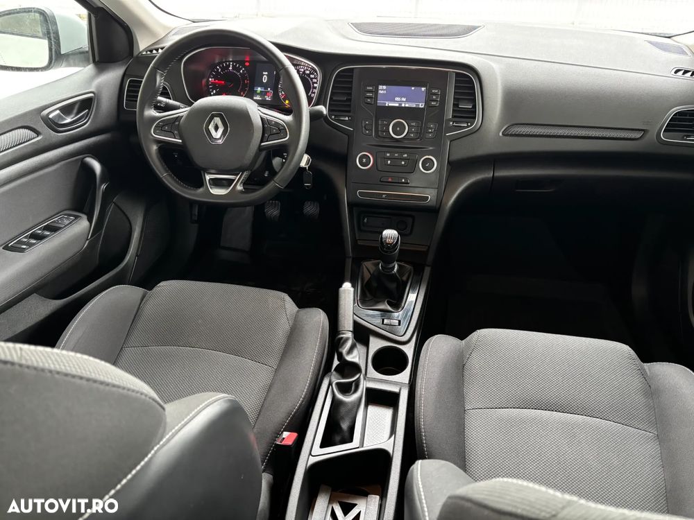 Renault Megane Blue dCi 116 Life - 11