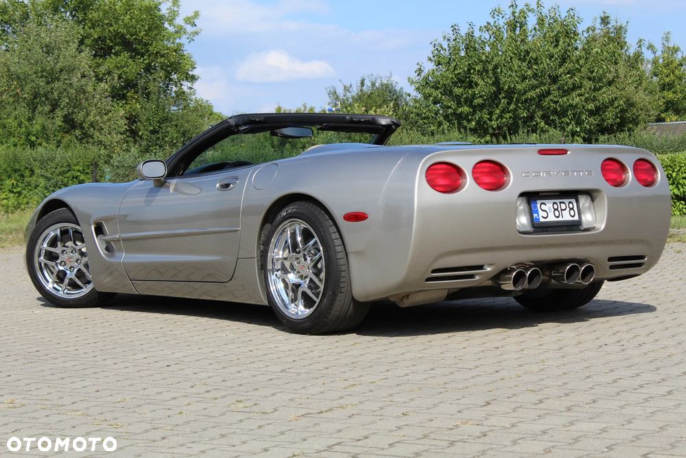 Chevrolet Corvette Cabrio SB - 5