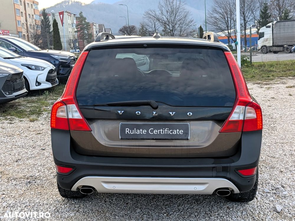 Volvo XC 70 D4 AWD Geartronic Summum - 4