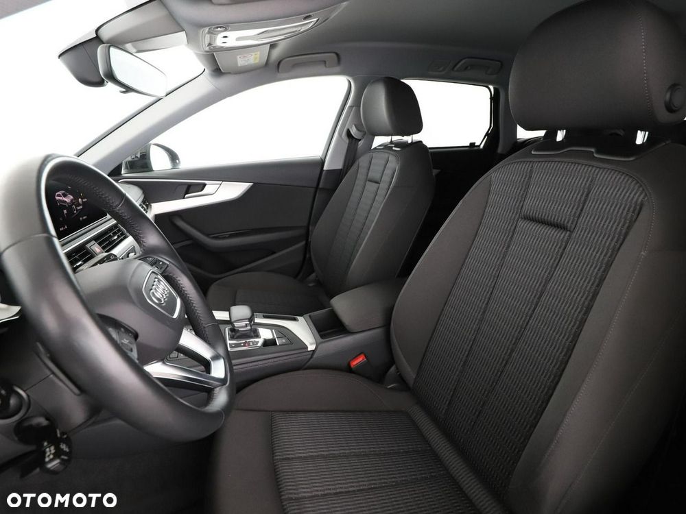Audi A4 Avant 40 TDI S tronic quattro design - 14