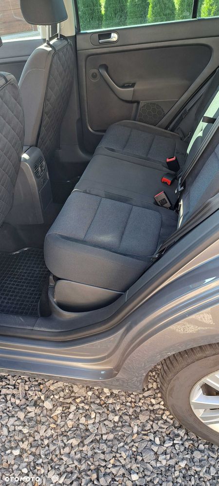 Volkswagen Golf Plus - 9