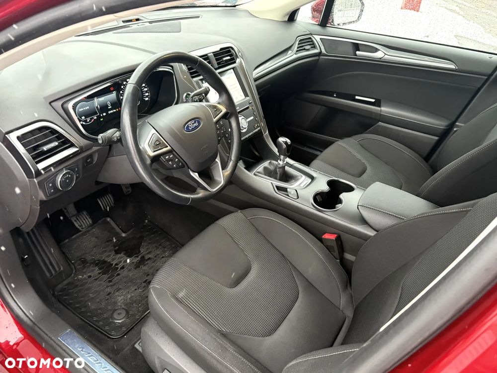 Ford Mondeo 1.5 EcoBoost Titanium - 9
