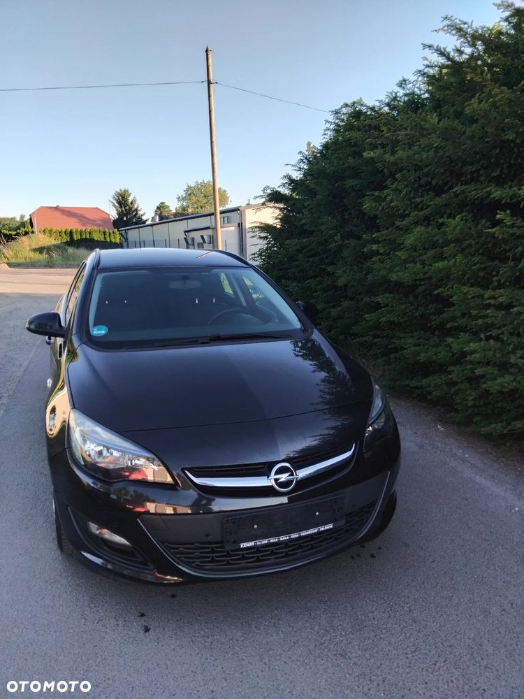 Opel Astra 1.4 Turbo Style - 1