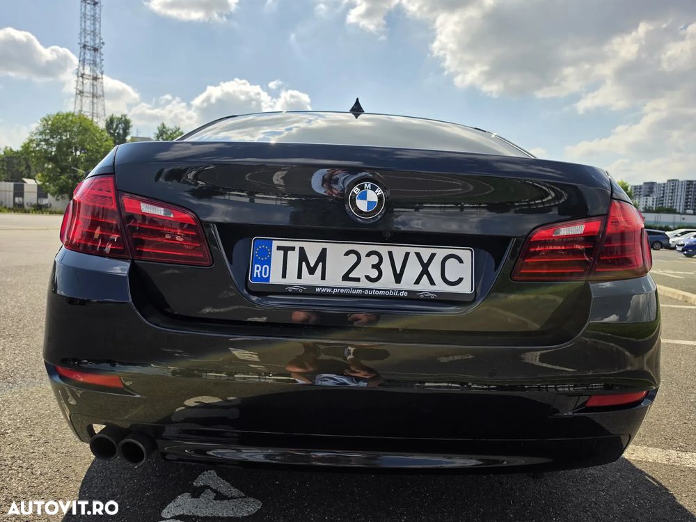 BMW Seria 5 520d xDrive AT - 12
