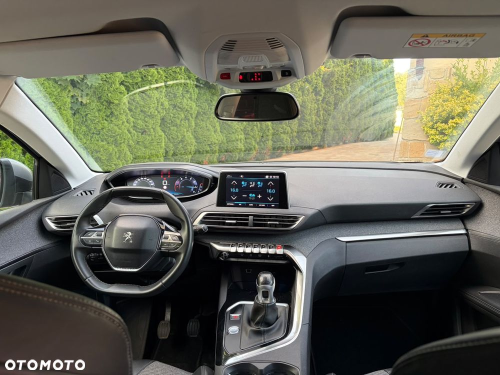Peugeot 5008 - 15