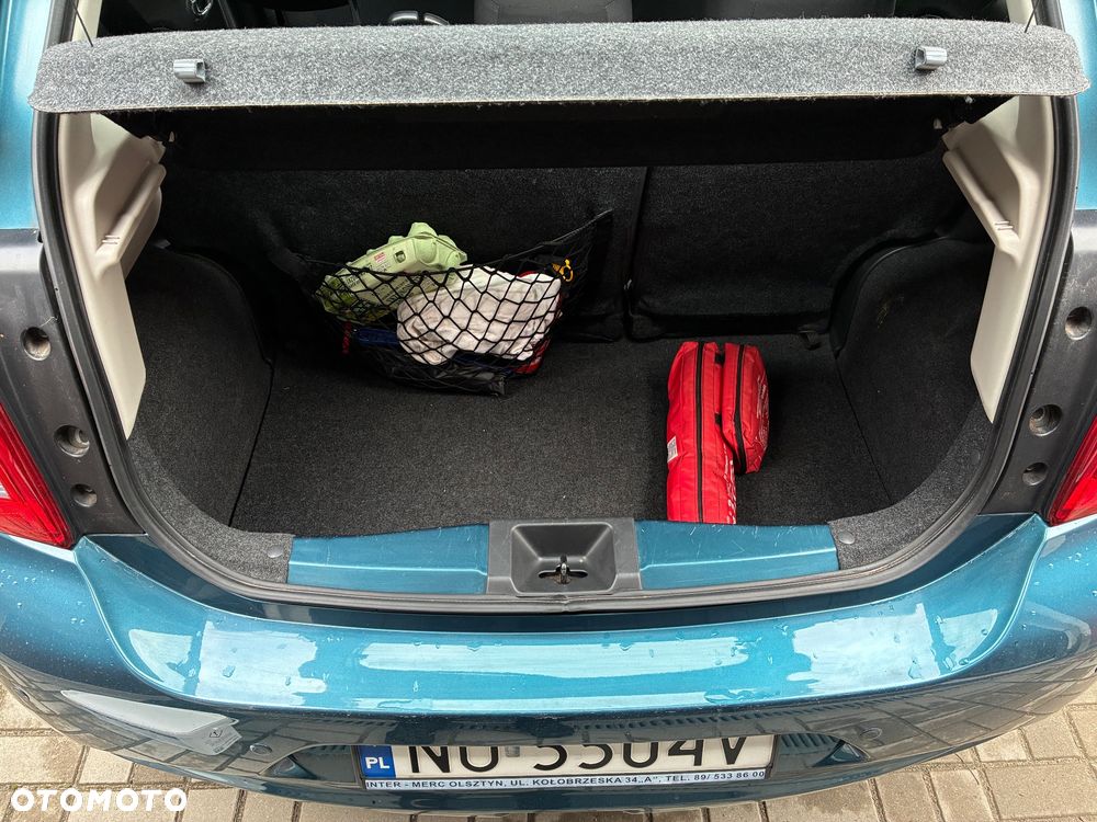Nissan Micra - 8