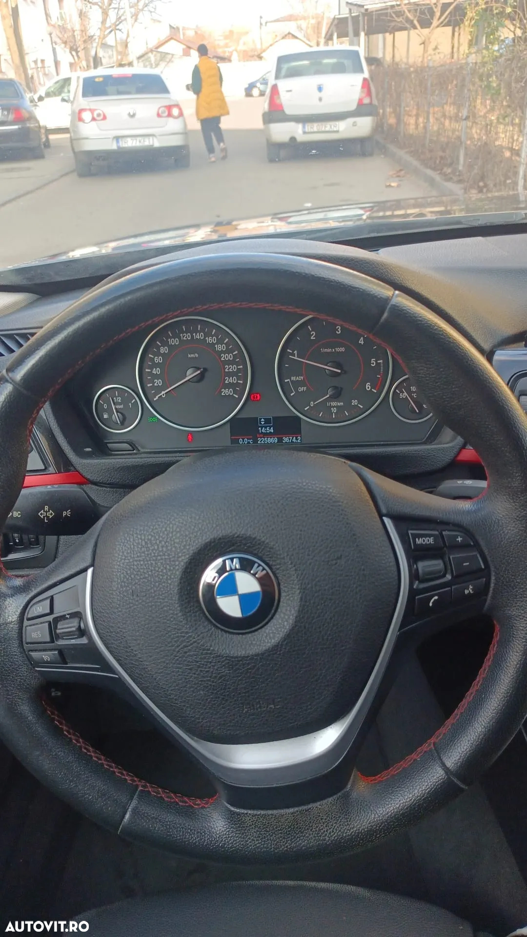 BMW Seria 3 318d Touring Sport Line - 2