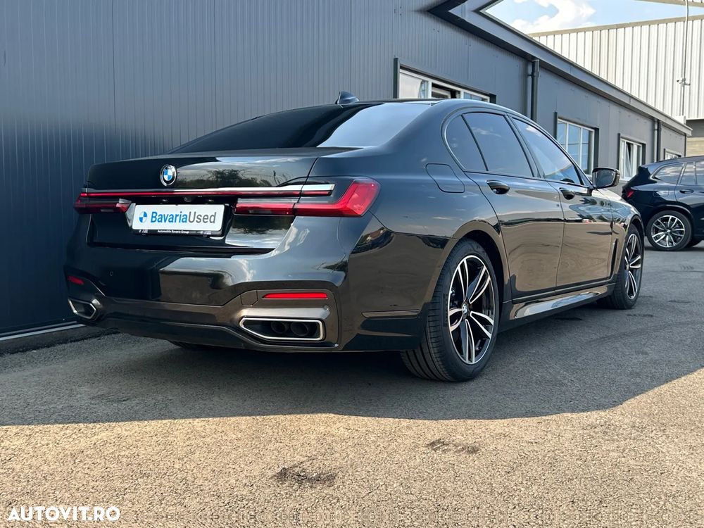 BMW Seria 7 750i xDrive - 5