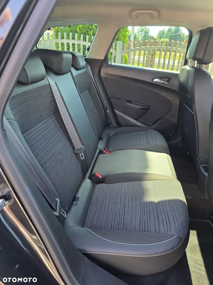 Opel Astra 1.4 Turbo Automatik Style - 6