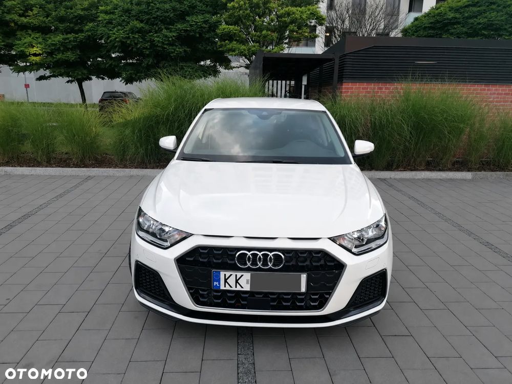 Audi A1 Sportback 35 TFSI Advanced S tronic - 5