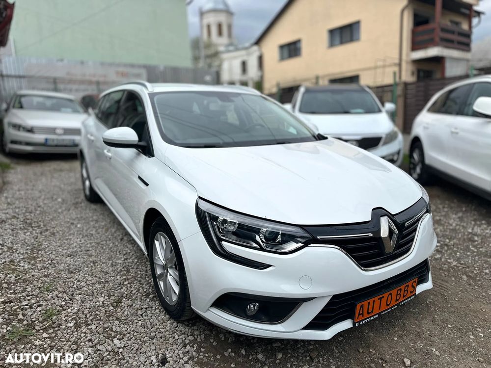 Renault Megane BLUE dCi 115 BUSINESS EDITION - 4