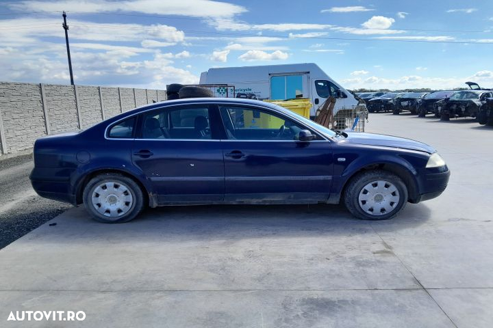Dezmembrez Volkswagen VW Passat B5.5 [facelift] [2000 - 2005] Sedan A - 3