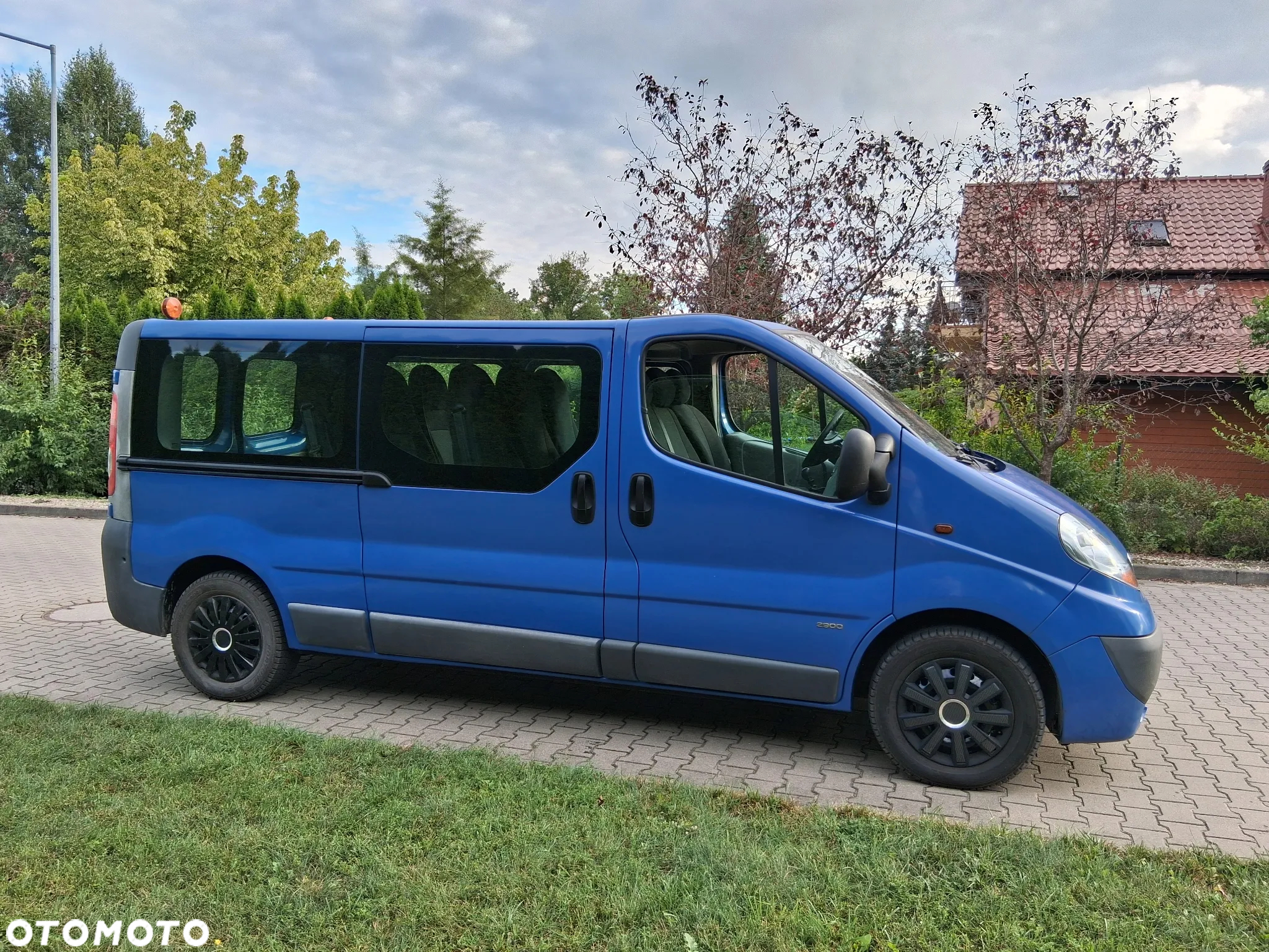 Opel Vivaro L2H1 2.9t - 3
