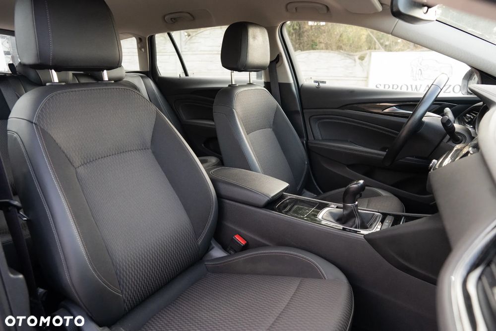 Opel Insignia 1.5 T Innovation S&S - 15