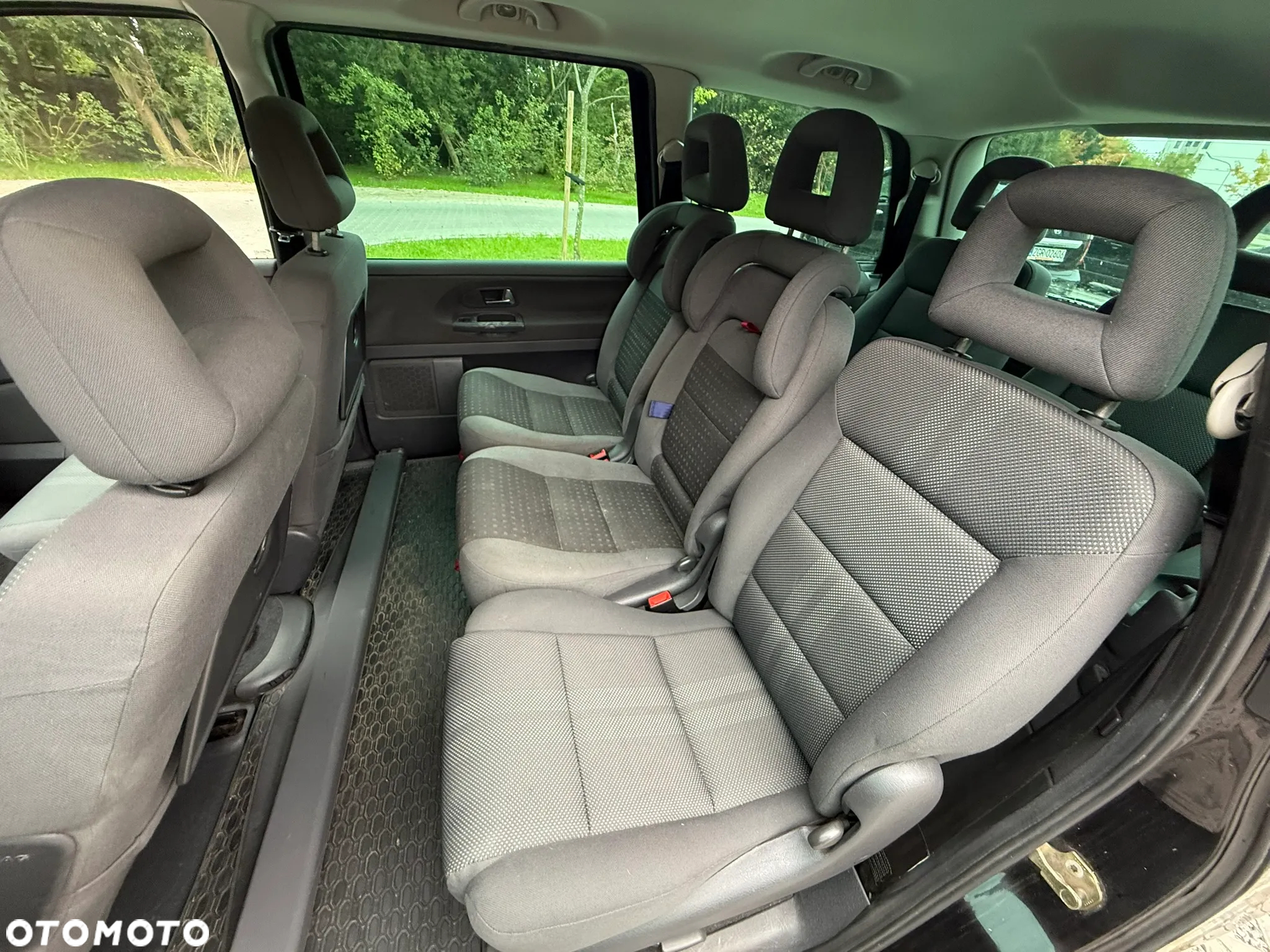 Volkswagen Sharan - 8
