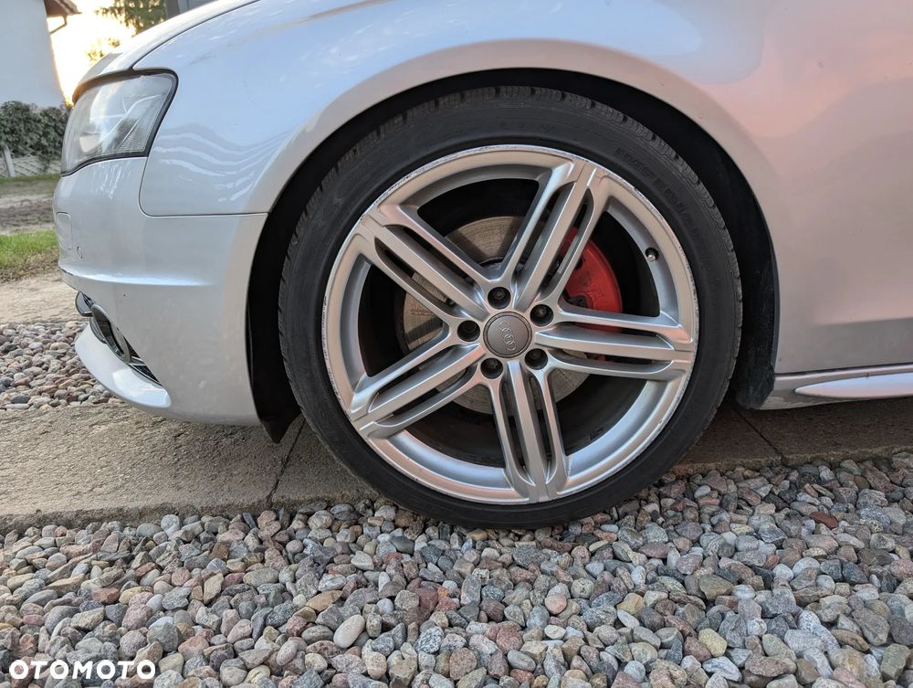 Audi A4 Avant - 15