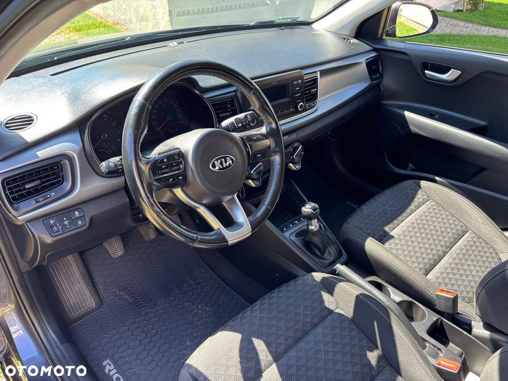Kia Rio 1.2 L - 7