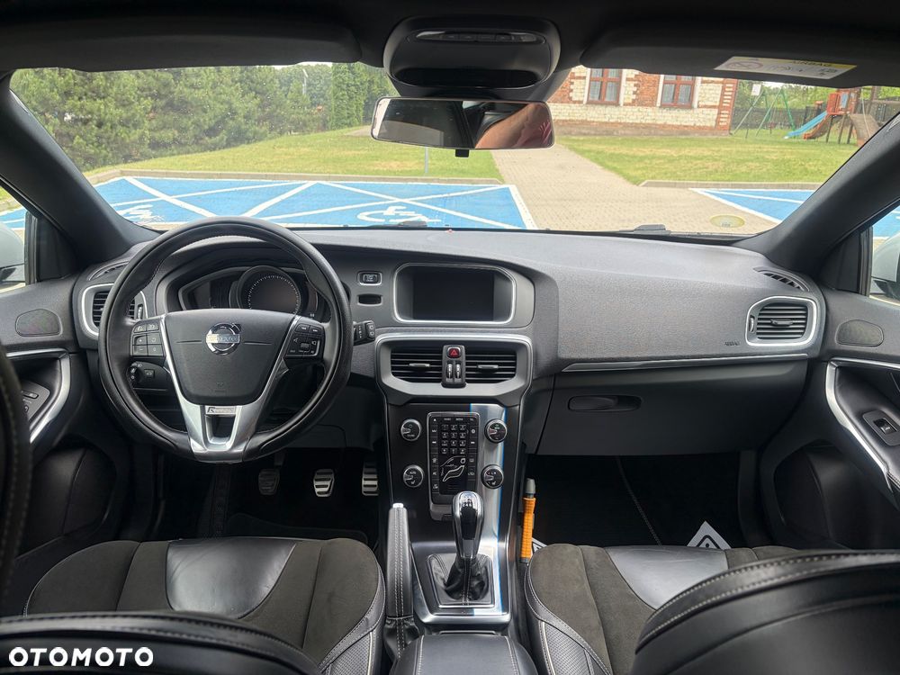 Volvo V40 D2 RDesign - 30