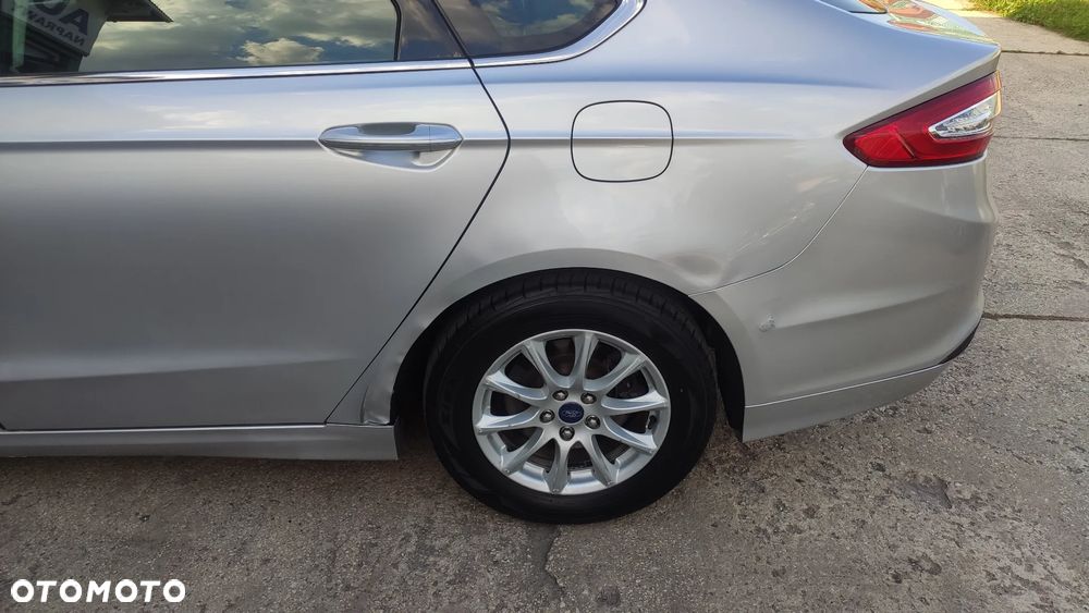 Ford Mondeo - 12