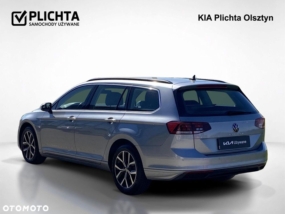 Volkswagen Passat - 3