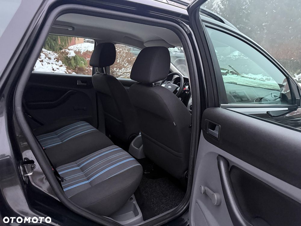 Ford Focus 1.6 16V Black Magic - 8