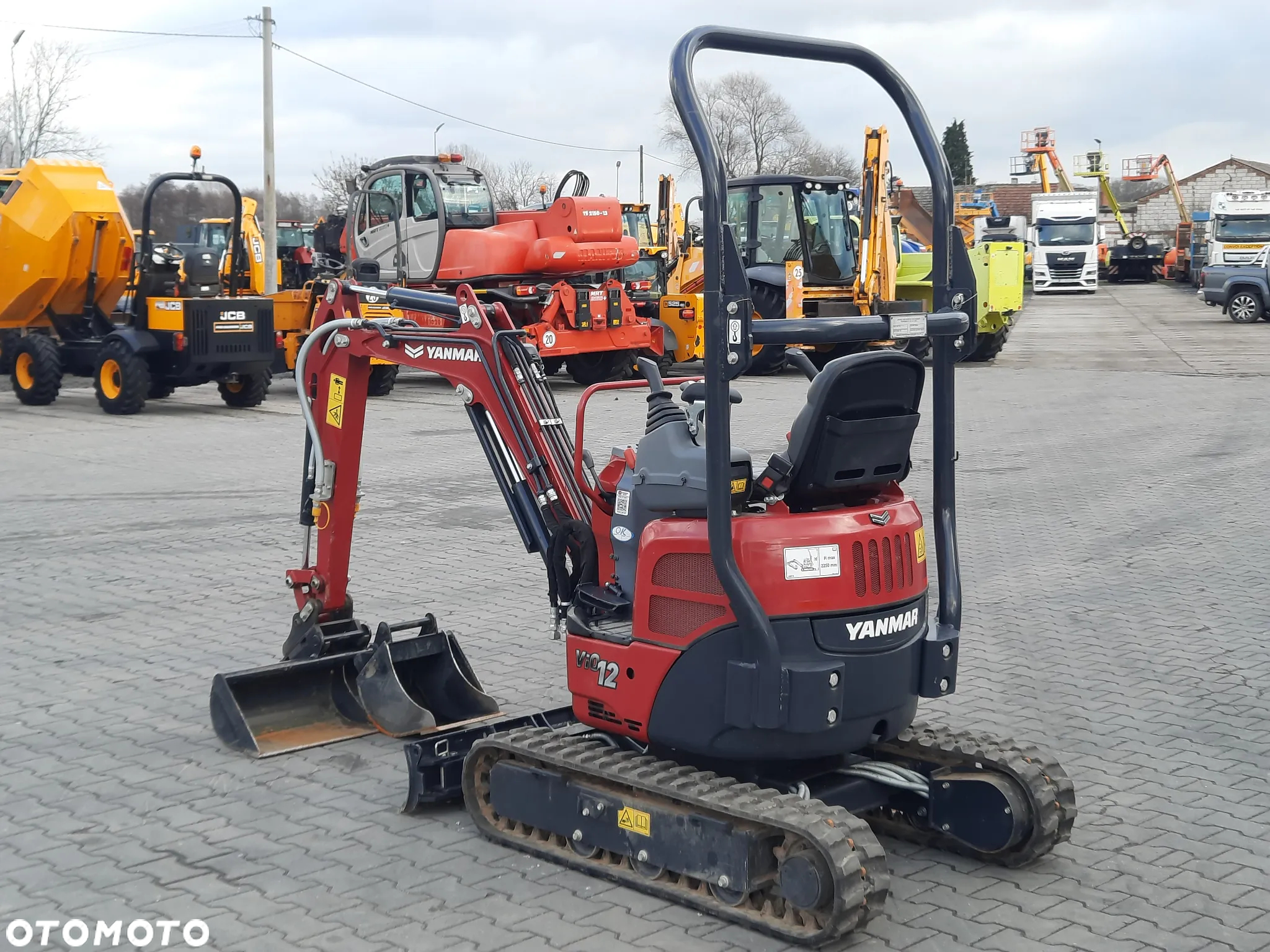 Yanmar ViO 12 - 2A - 3