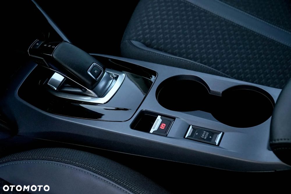 Peugeot 2008 BlueHDi 130 EAT8 Allure Pack - 30