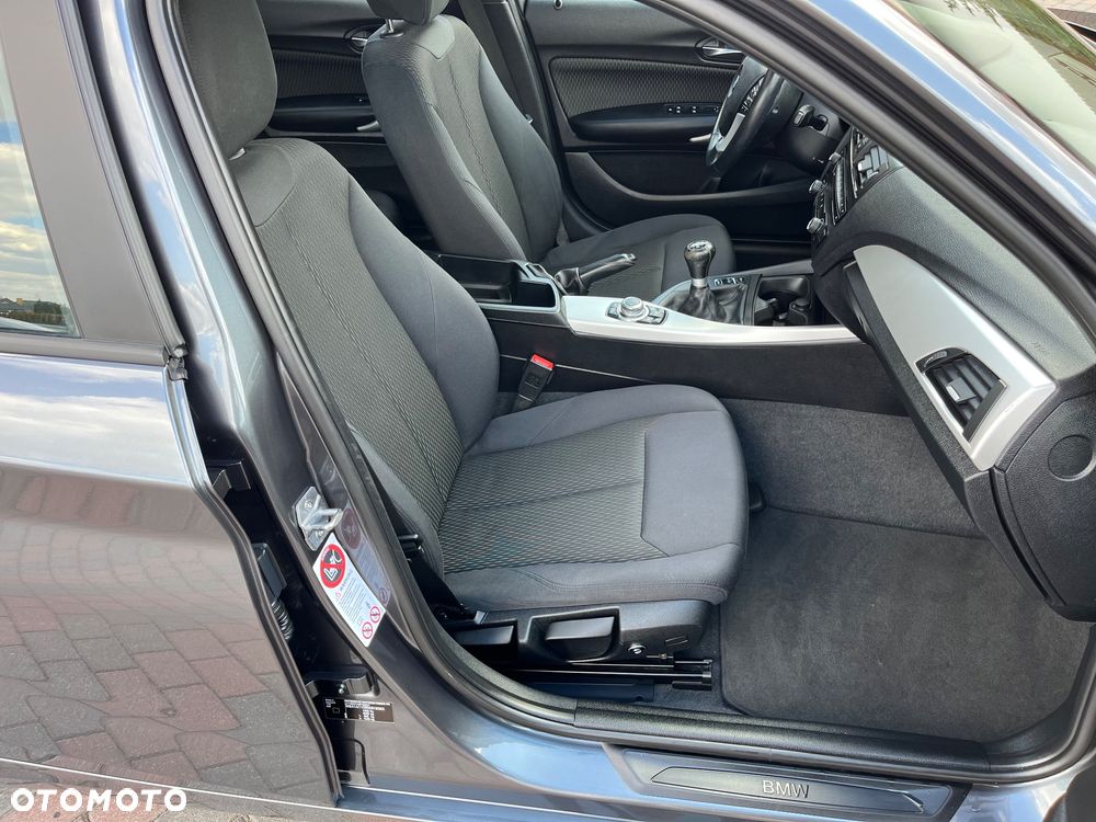 BMW Seria 1 116i Sport Line - 22