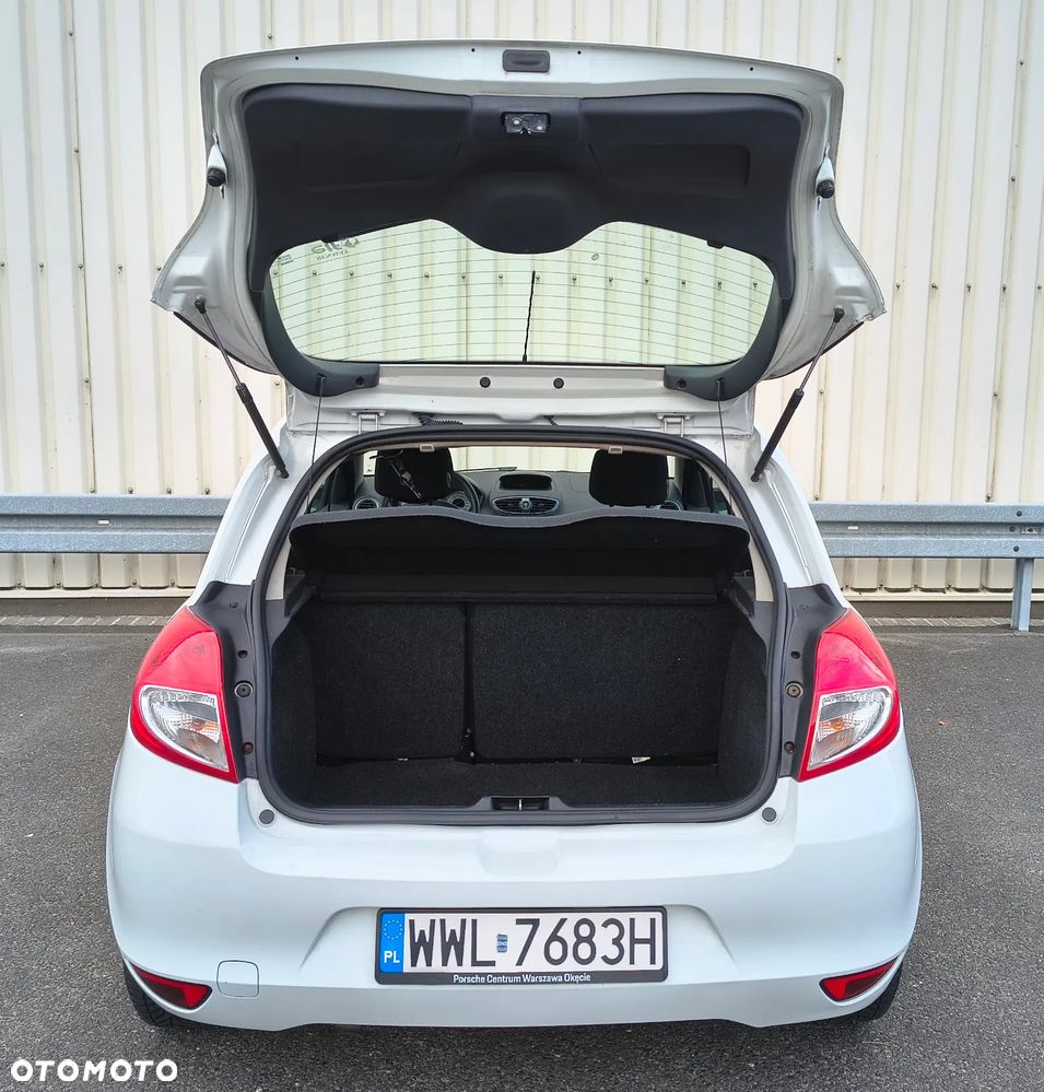 Renault Clio 1.5 dCi Alize - 23