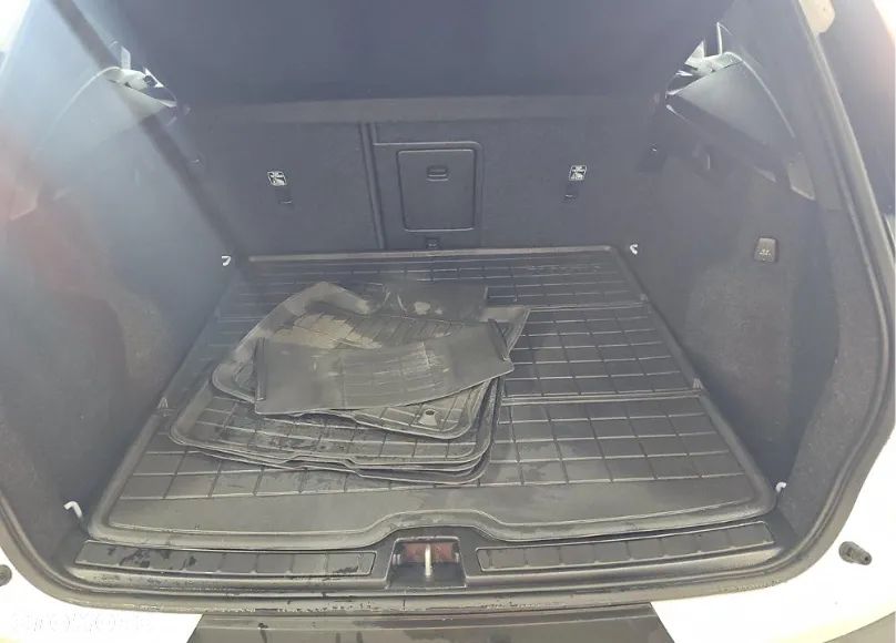 Volvo XC 40 B5 B AWD Ultimate Dark - 12