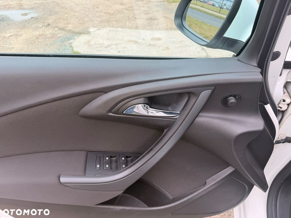 Opel Astra - 13