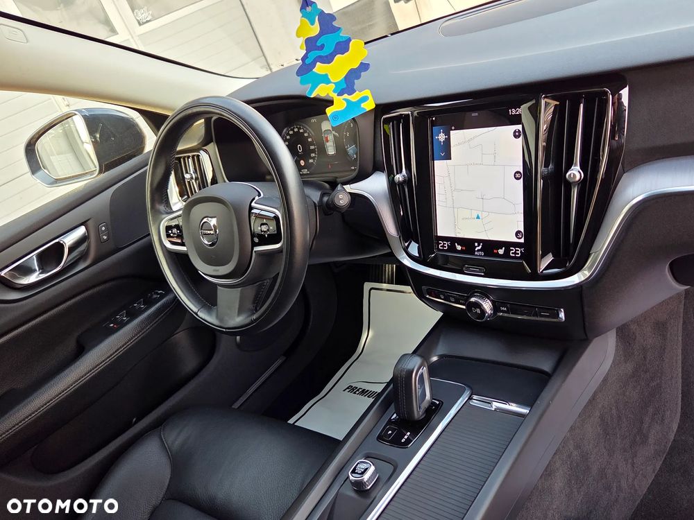 Volvo V60 B3 B Geartronic Momentum - 14