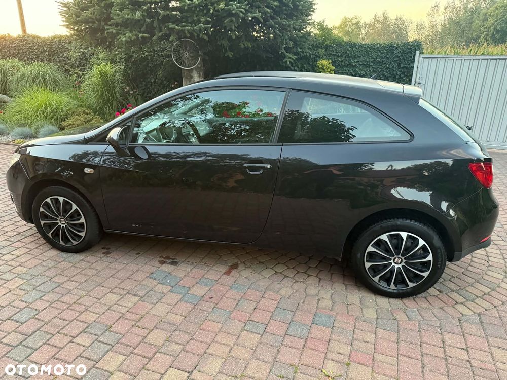 Seat Ibiza SC 1.6 TDI DPF Sport - 4