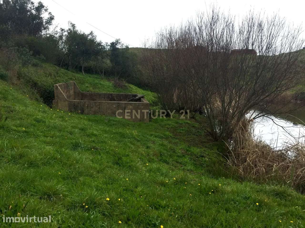 Casa de Campo com Terreno Misto – S. Marcos da Serra / Silves - Grande imagem: 4/17