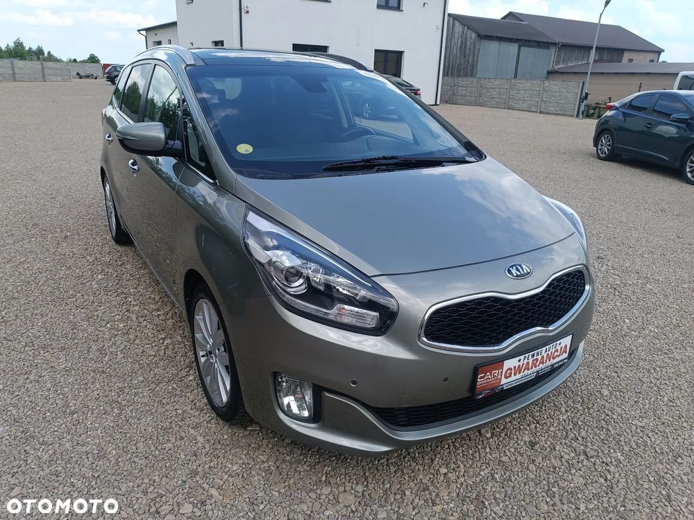 Kia Carens 1.7 CRDi 115 Dream Team Edition - 10