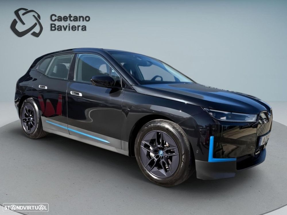 BMW iX xDrive 40 - 9