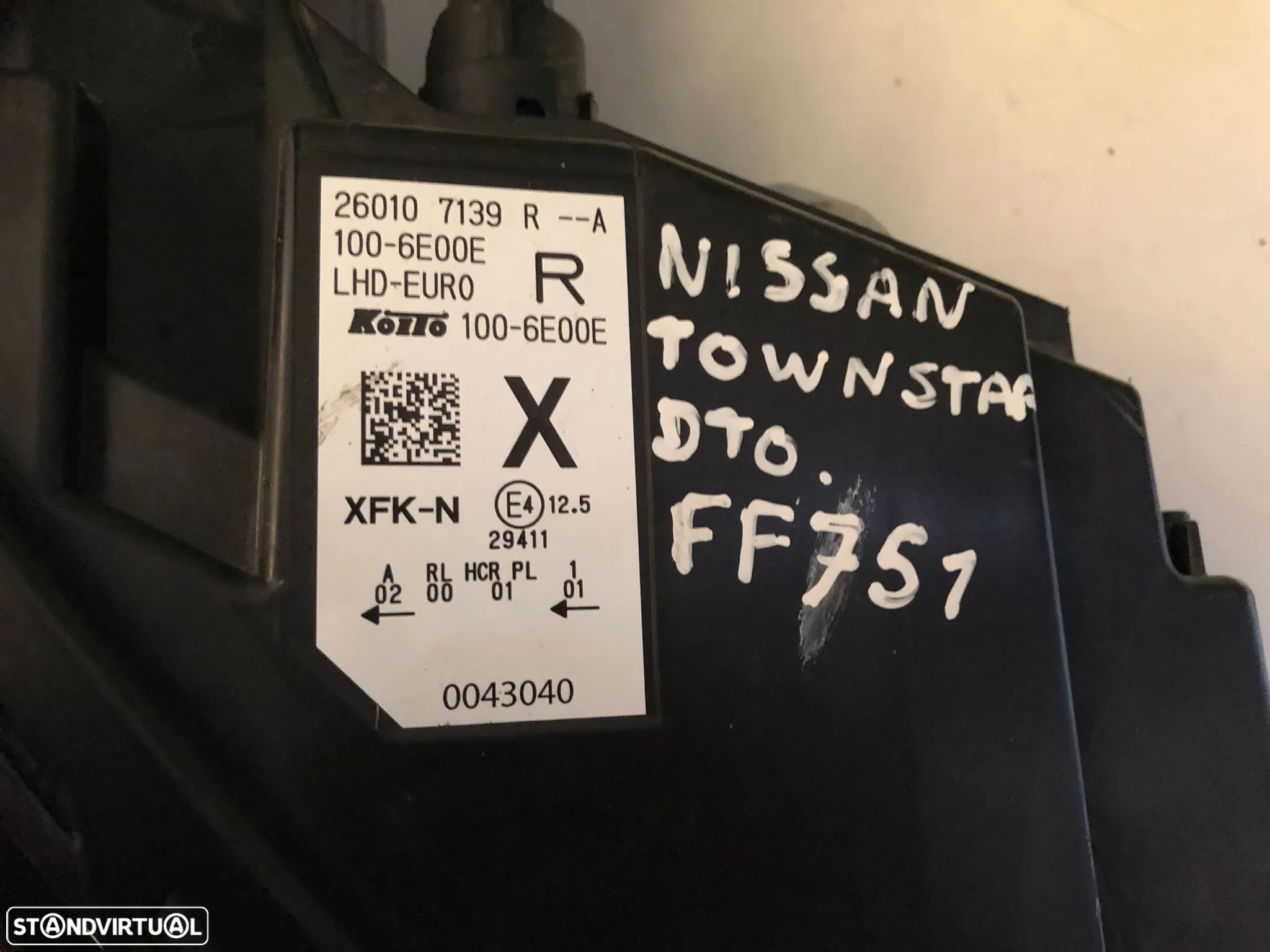 NISSAN TOWNSTAR FAROL DIREITO - FF751 - 8