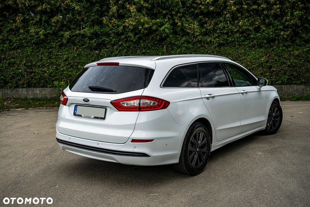Ford Mondeo 2.0 TDCi STart-Stopp PowerShift-Aut Titanium - 5