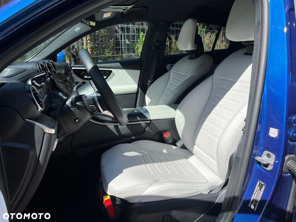Mercedes-Benz GLC 300 d mHEV 4-Matic AMG Line - 13