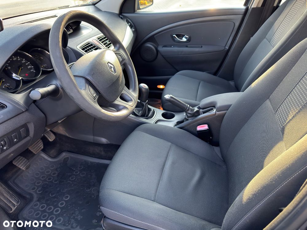 Renault Fluence 1.6 16V Expression - 7
