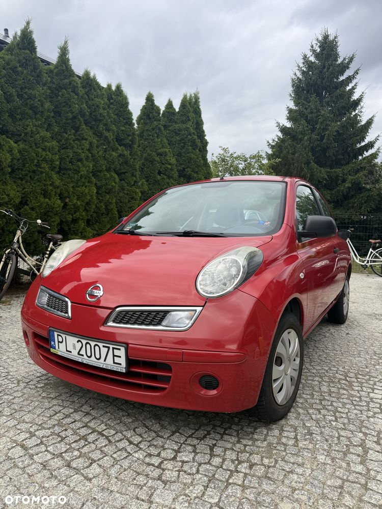 Nissan Micra - 1
