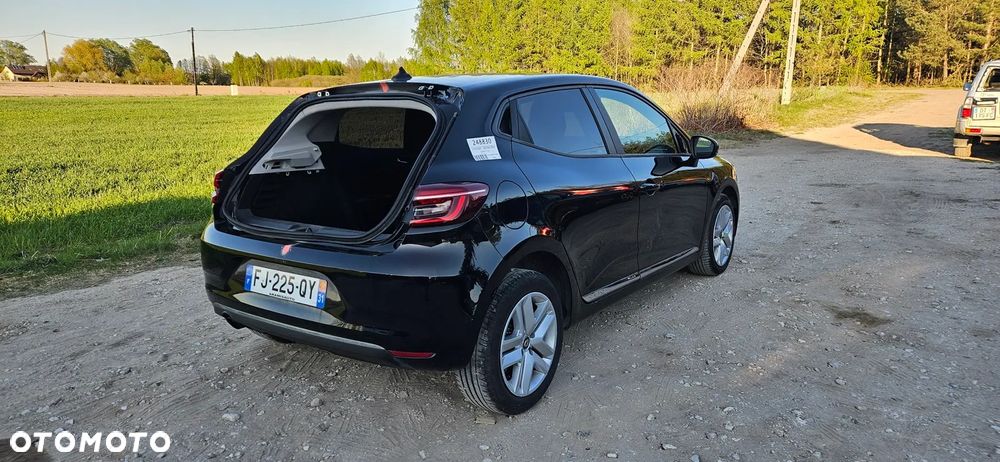 Renault Clio - 1