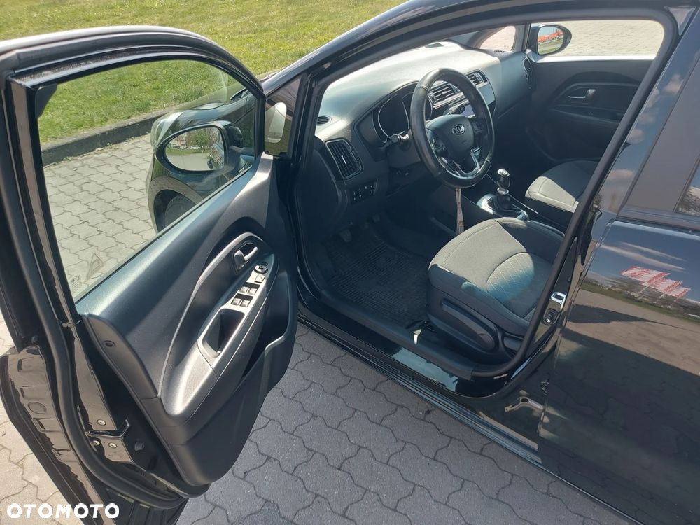 Kia Rio 1.4 L Business Line - 4