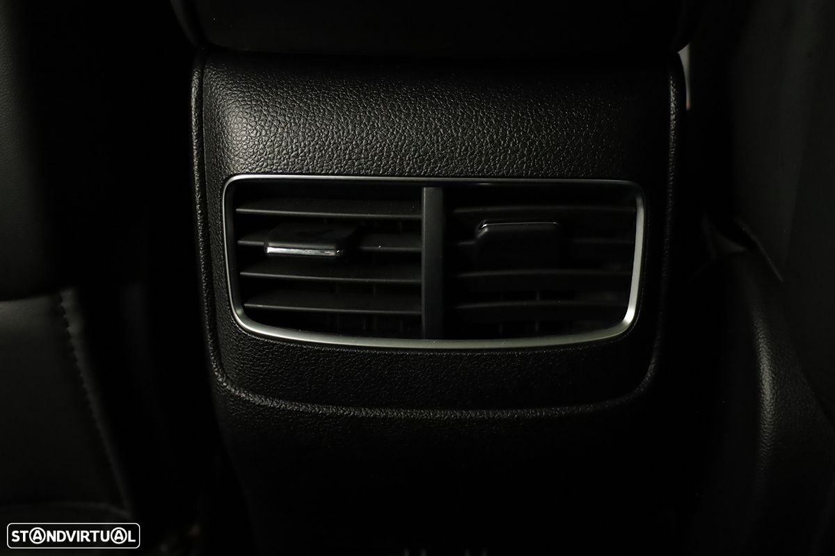 MG EHS 1.5 T-GDI Plug-in Hybrid Luxury - 23