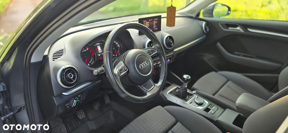 Audi A3 Sportback 1.4 TFSI Ambiente - 7