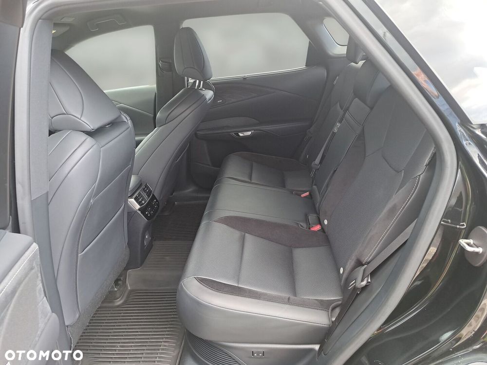 Lexus RX - 14