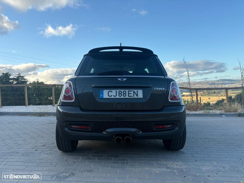 MINI 3 Portas Cooper S - 4